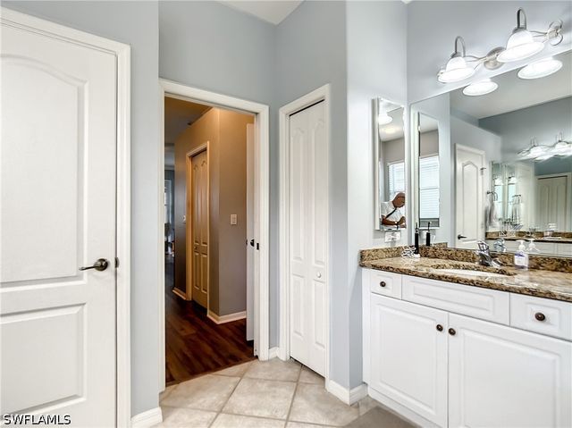 8359 Laurel Lakes BLVD, Naples, FL 34119