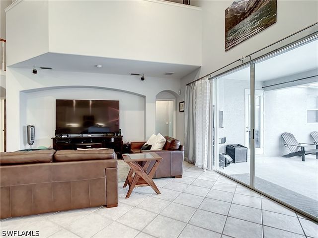 8359 Laurel Lakes BLVD, Naples, FL 34119