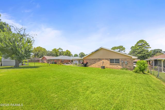 111 Winsor Drive, Lafayette, LA 70507