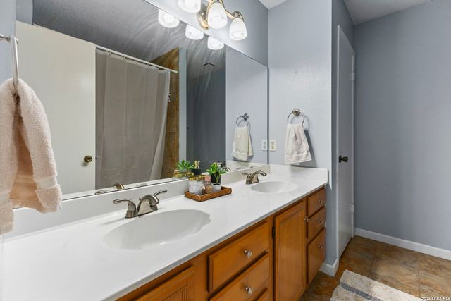3519 MISTIC GRV, San Antonio, TX 78247