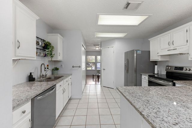 3519 MISTIC GRV, San Antonio, TX 78247