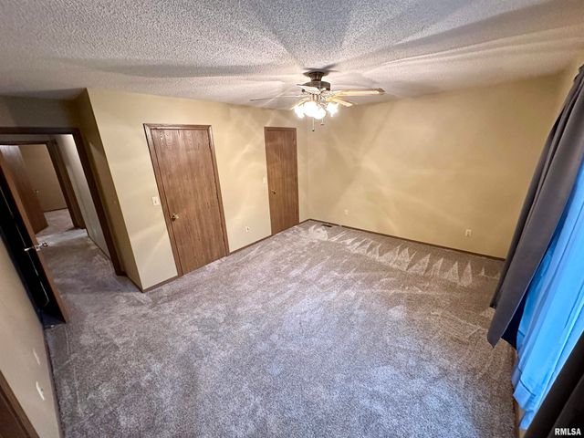 24 Appomatox Avenue, Jacksonville, IL 62650