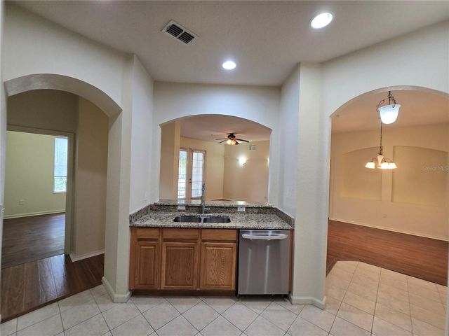 3001 LAUREL RUN LANE 203, Kissimmee, FL 34741