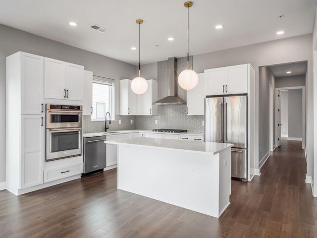 695 Civitas Avenue, D401, Columbus, OH 43215