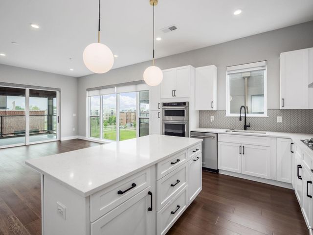 695 Civitas Avenue, D401, Columbus, OH 43215