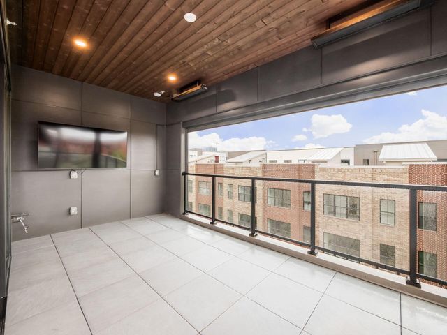 695 Civitas Avenue, D401, Columbus, OH 43215
