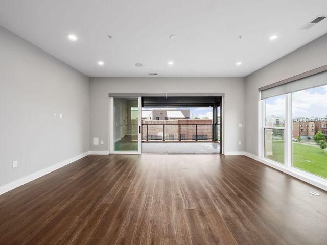 695 Civitas Avenue, D401, Columbus, OH 43215