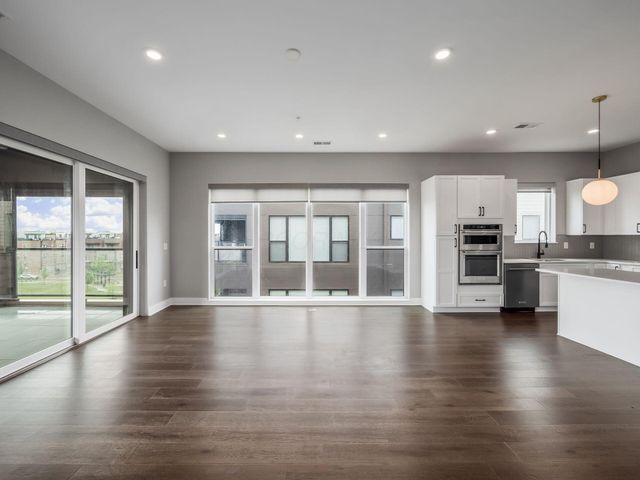 695 Civitas Avenue, D401, Columbus, OH 43215