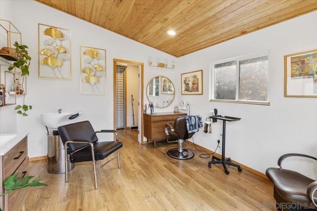 1379 Sunny Heights Road, Fallbrook, CA 92028