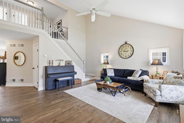 184 KENNETH DR, Leola, PA 17540