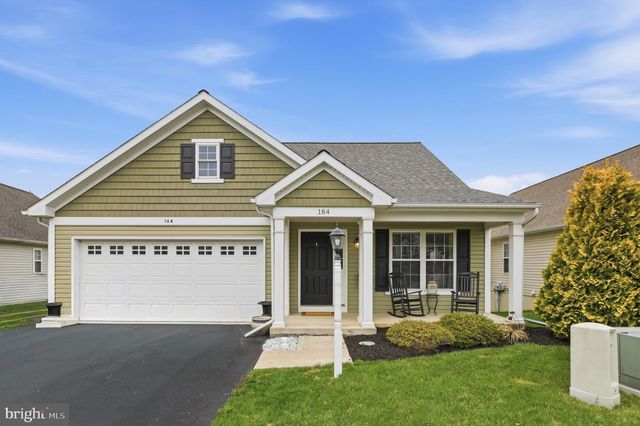 184 KENNETH DR, Leola, PA 17540