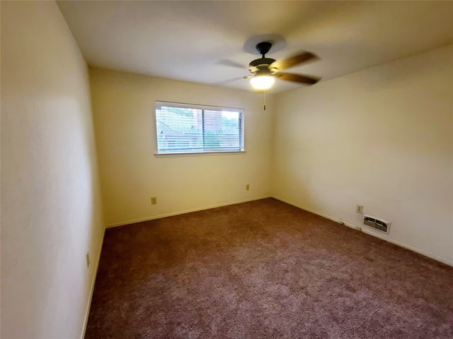 7434 Brentcove Circle, Dallas, TX 75214