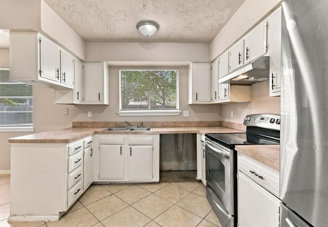 4426 Burkegate Drive, Spring, TX 77373