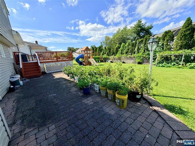 114 Sandra Drive, Totowa, NJ 07512