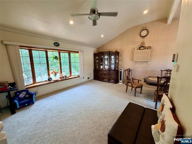 114 Sandra Drive, Totowa, NJ 07512