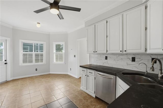 1857 Bloomfield DR, Virginia Beach, VA 23453
