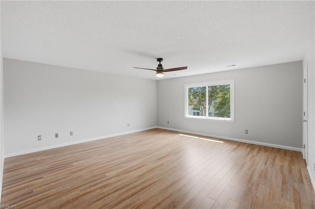 1857 Bloomfield DR, Virginia Beach, VA 23453