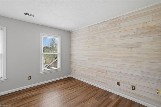 1857 Bloomfield DR, Virginia Beach, VA 23453