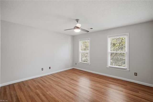 1857 Bloomfield DR, Virginia Beach, VA 23453