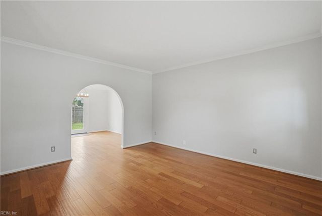 1857 Bloomfield DR, Virginia Beach, VA 23453