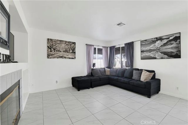 36664 45th East, Palmdale, CA 93552