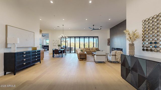 34617 N DESERT RIDGE Drive, Scottsdale, AZ 85262