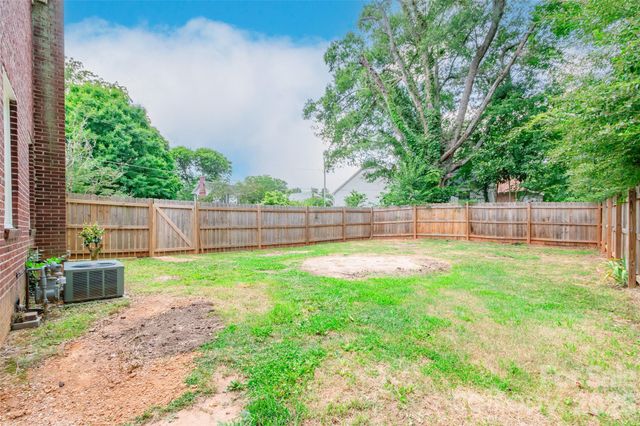 168 Park Street, Statesville, NC 28677