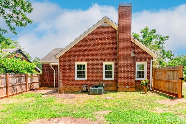 168 Park Street, Statesville, NC 28677