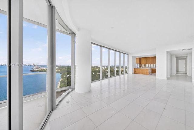 175 SE 25 Road 2602, Miami, FL 33129