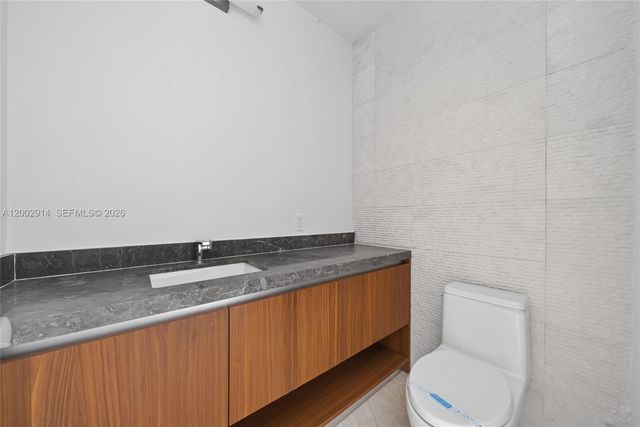 175 SE 25 Road 2602, Miami, FL 33129