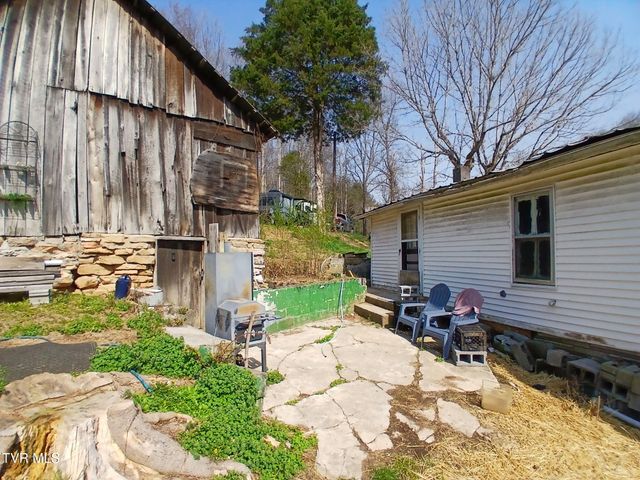 4314 Big Hill Road, Pennington Gap, VA 24277