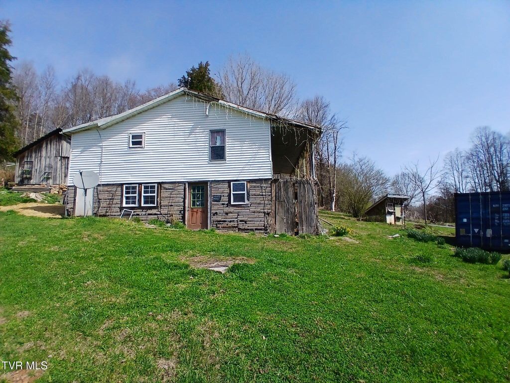 4314 Big Hill Road, Pennington Gap, VA 24277