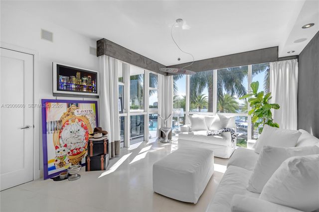 400 Alton Rd 706, Miami Beach, FL 33139