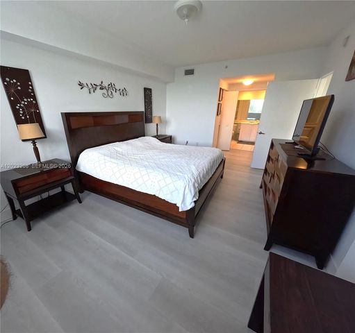2775 NE 187th Street 314, Aventura, FL 33180