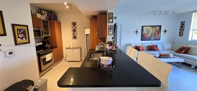 2775 NE 187th Street 314, Aventura, FL 33180