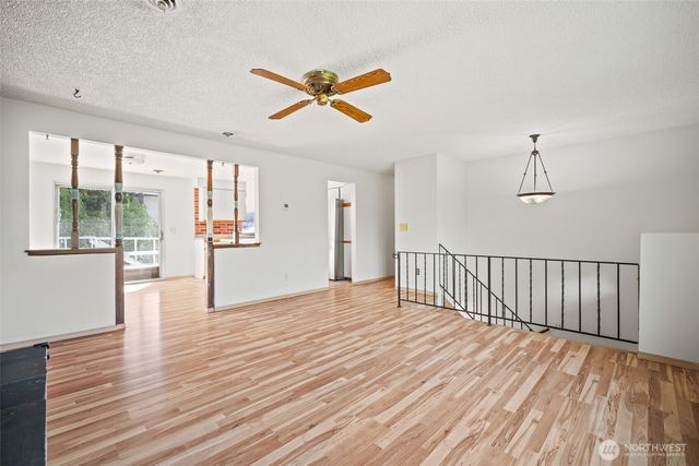 5860 Hawthorne Lane, Ferndale, WA 98248