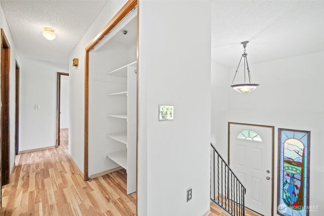 5860 Hawthorne Lane, Ferndale, WA 98248
