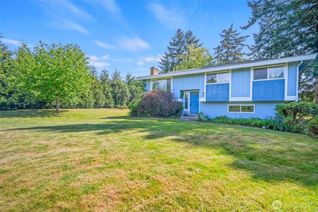 5860 Hawthorne Lane, Ferndale, WA 98248
