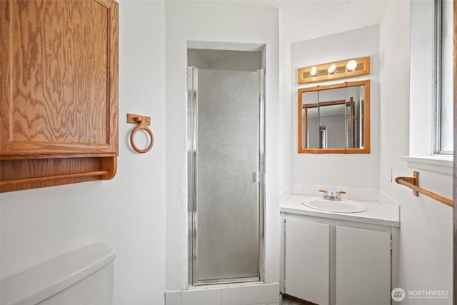 5860 Hawthorne Lane, Ferndale, WA 98248
