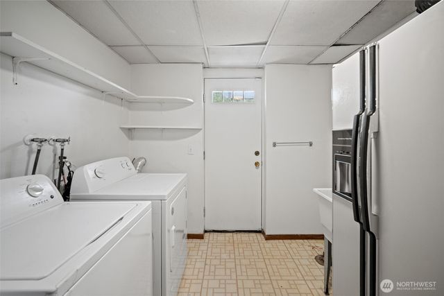 5860 Hawthorne Lane, Ferndale, WA 98248