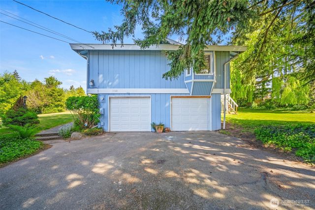 5860 Hawthorne Lane, Ferndale, WA 98248