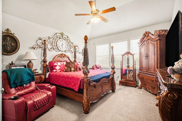 411 Asiatic Black Bear Way, Crosby, TX 77532