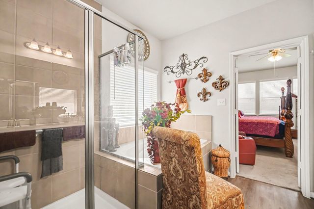 411 Asiatic Black Bear Way, Crosby, TX 77532