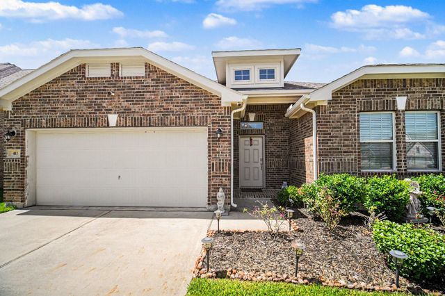 411 Asiatic Black Bear Way, Crosby, TX 77532