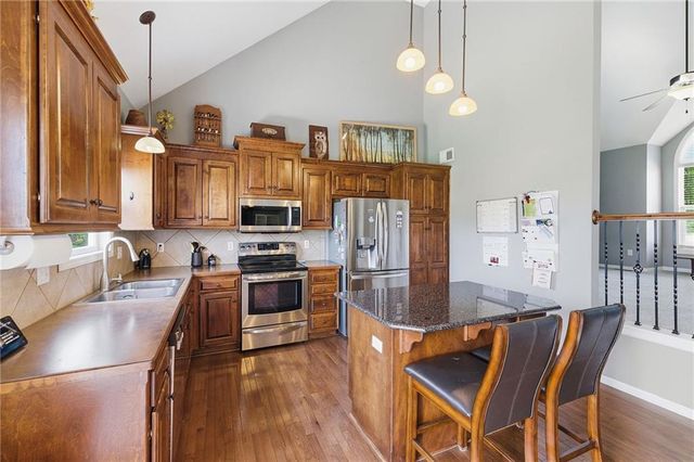 507 River Birch Road, Raymore, MO 64083