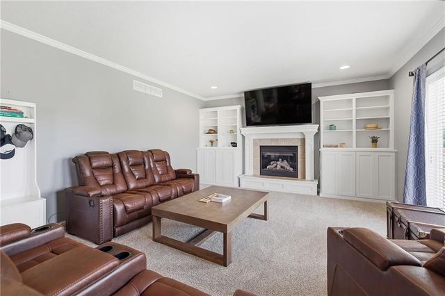 507 River Birch Road, Raymore, MO 64083