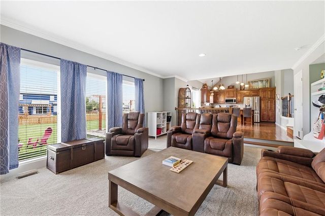 507 River Birch Road, Raymore, MO 64083