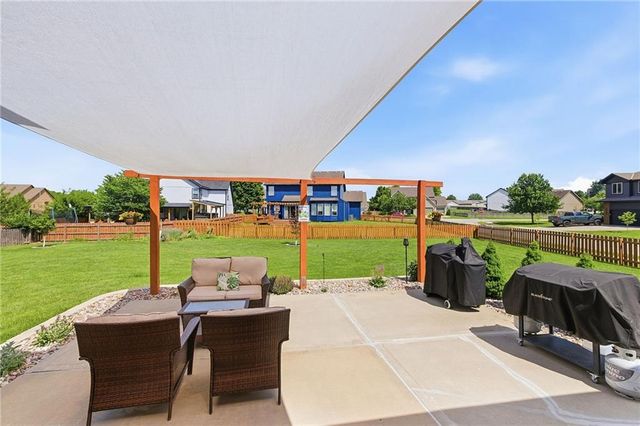 507 River Birch Road, Raymore, MO 64083