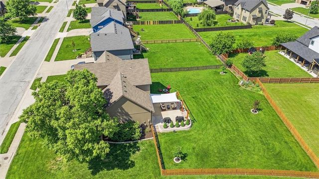 507 River Birch Road, Raymore, MO 64083