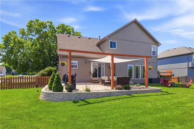 507 River Birch Road, Raymore, MO 64083